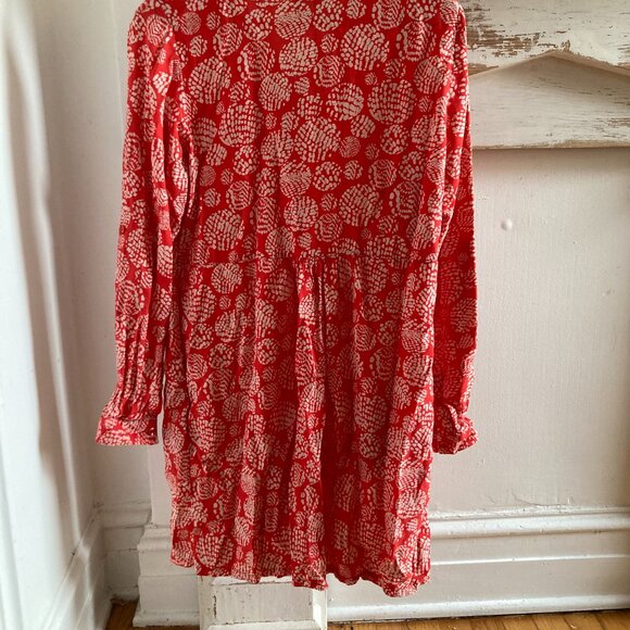 Seraphine Red Dress - Picture 2 of 4